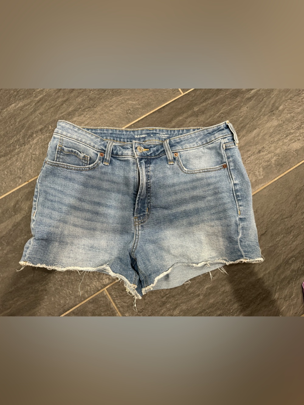 Old Navy OG Straight High Rise Short 14